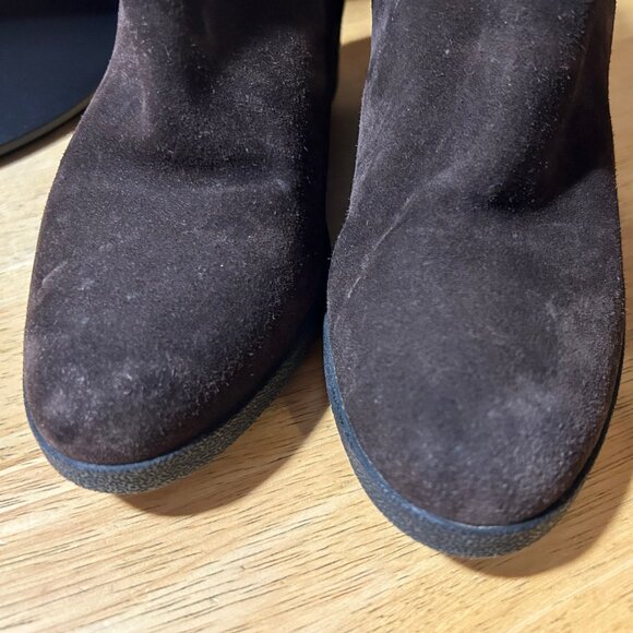 Women Prada Dark Brown 100% Suede Concealed Wedge Booties 35.5 US/5 - 5.5 - Picture 9 of 10